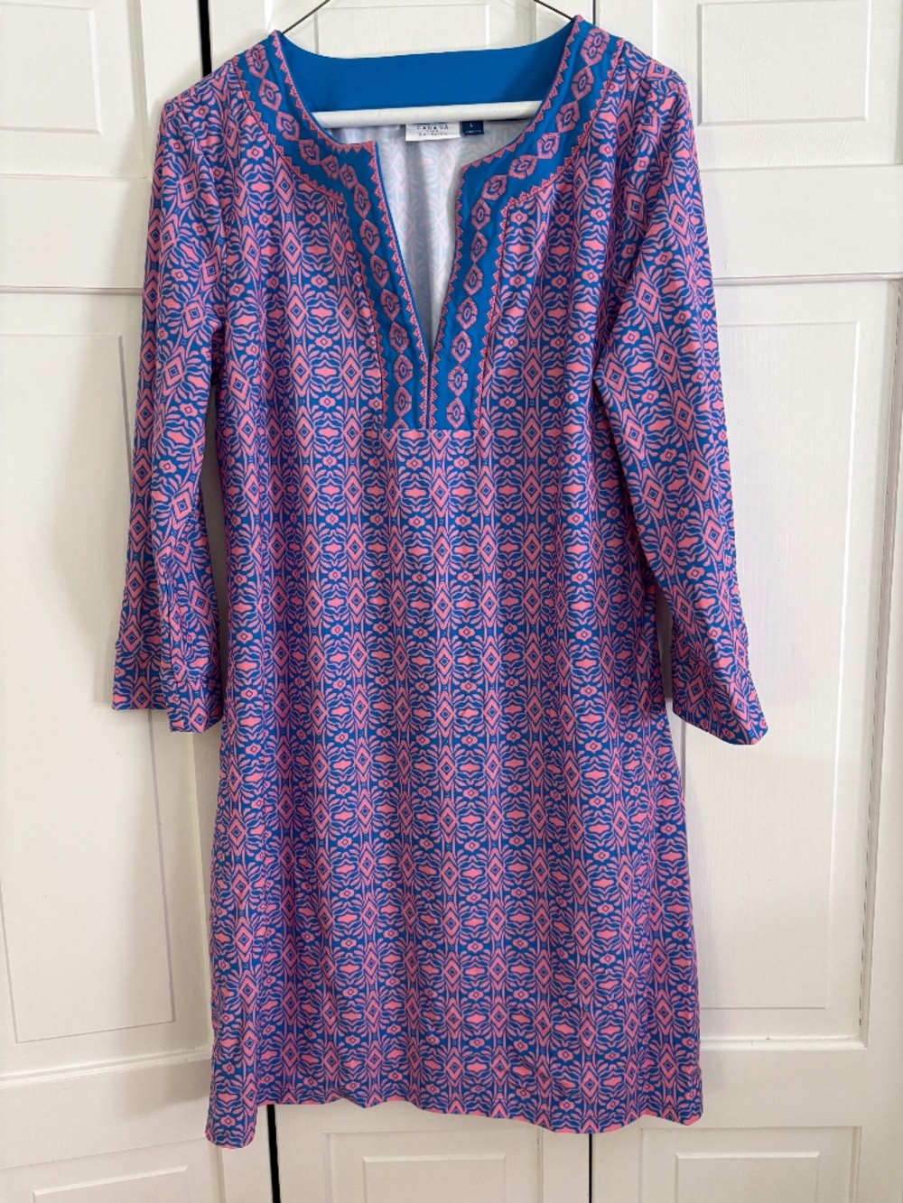 CABANA LIFE® CRYSTAL COVE EMBROIDERED COVER-UP TUNIC - BLOCK GEO